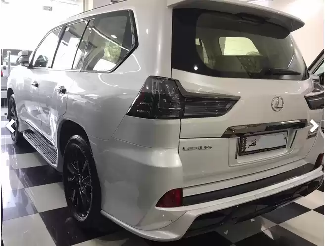 کاملا نو Lexus LX برای فروش که در دوحه #5250 - 1  image 